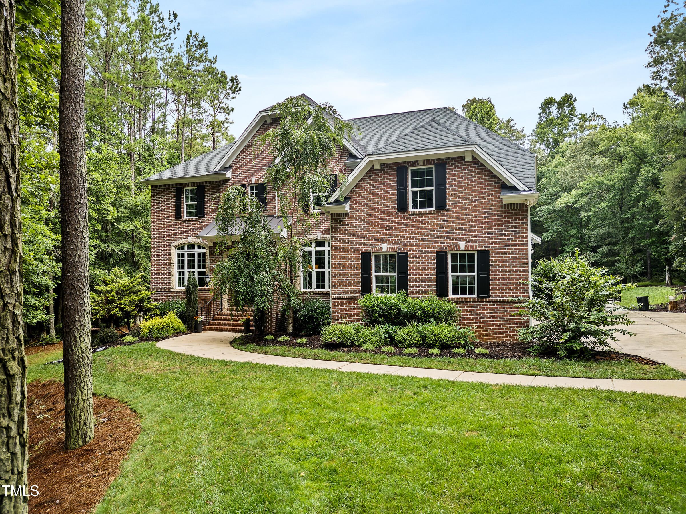 220 Westhampton Way
