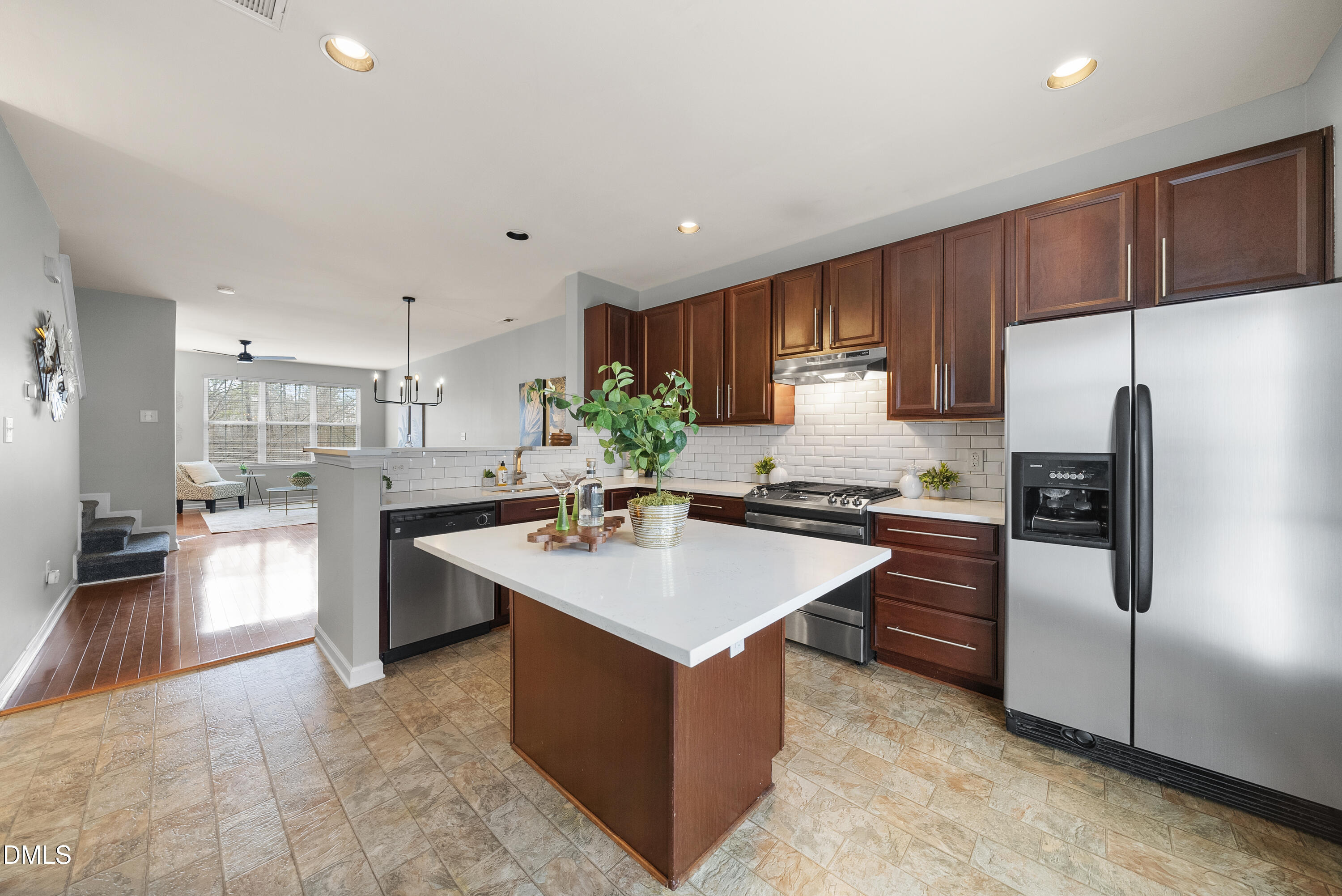 3839 Cary Glen Boulevard