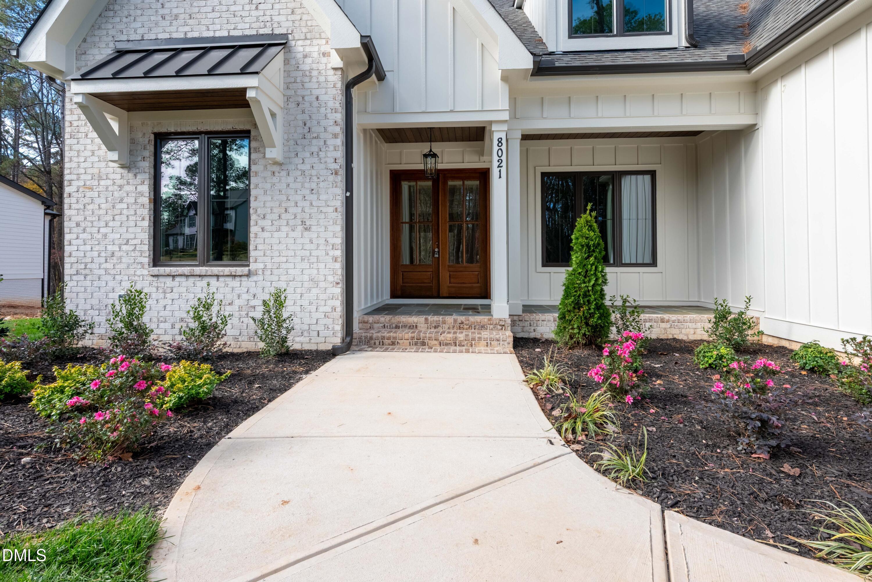 8021 Bud Morris Road