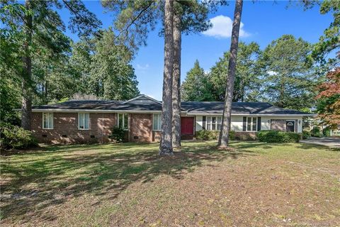 Single Family Residence in Fayetteville NC 702 Sarazen Drive.jpg