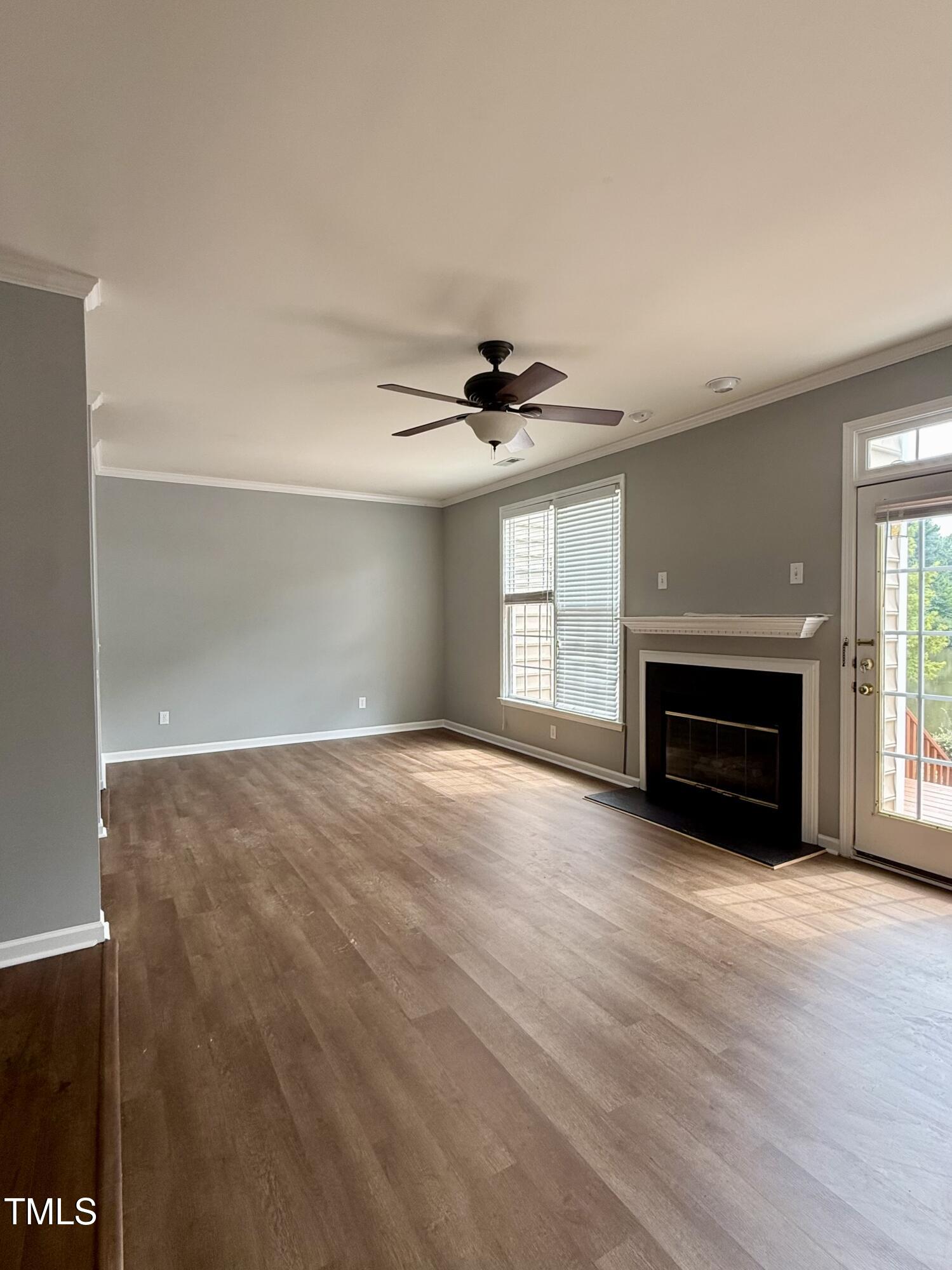 302 Nottinghill Walk