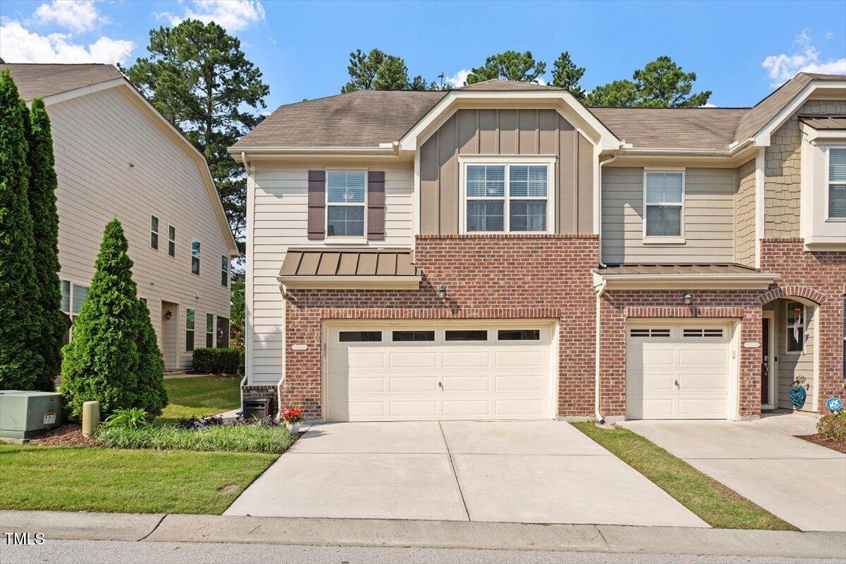 10037 Lynnberry Place