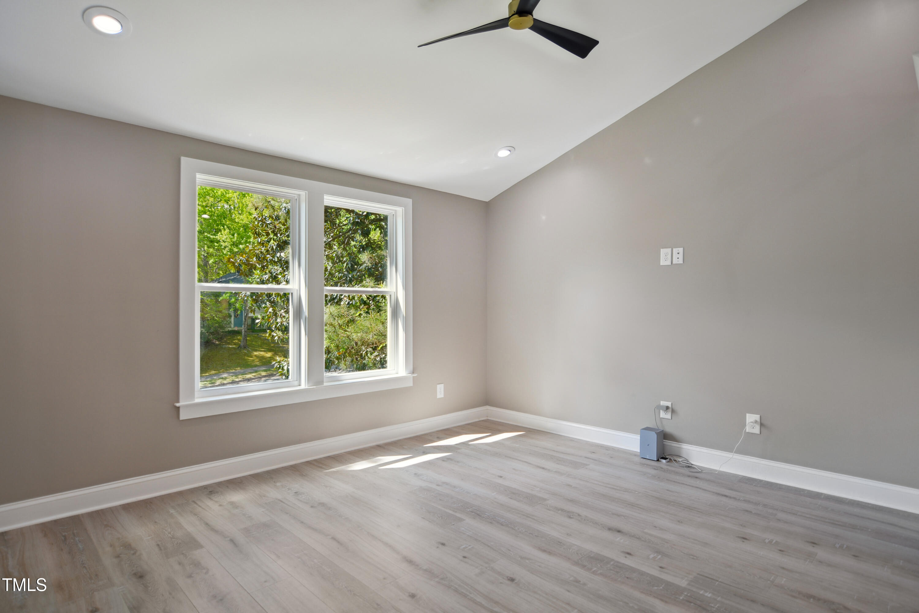 313 Crown Oaks Drive