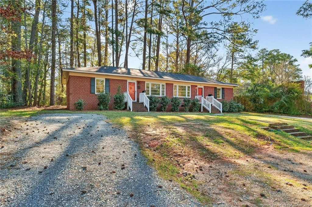 809/811 Whitford Street