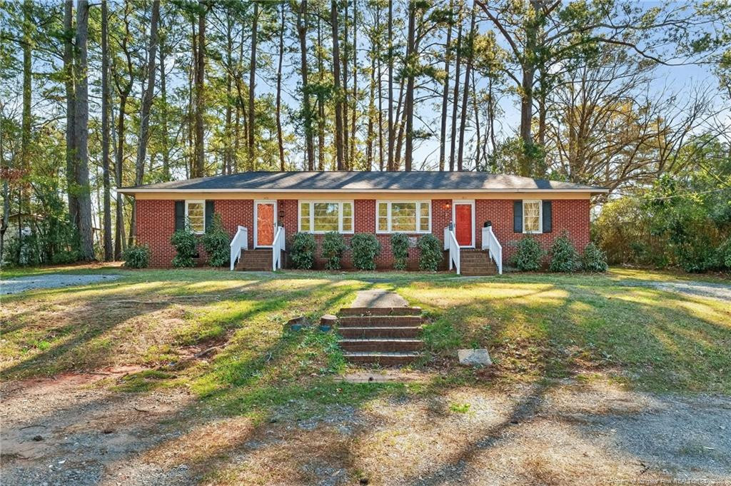 809/811 Whitford Street