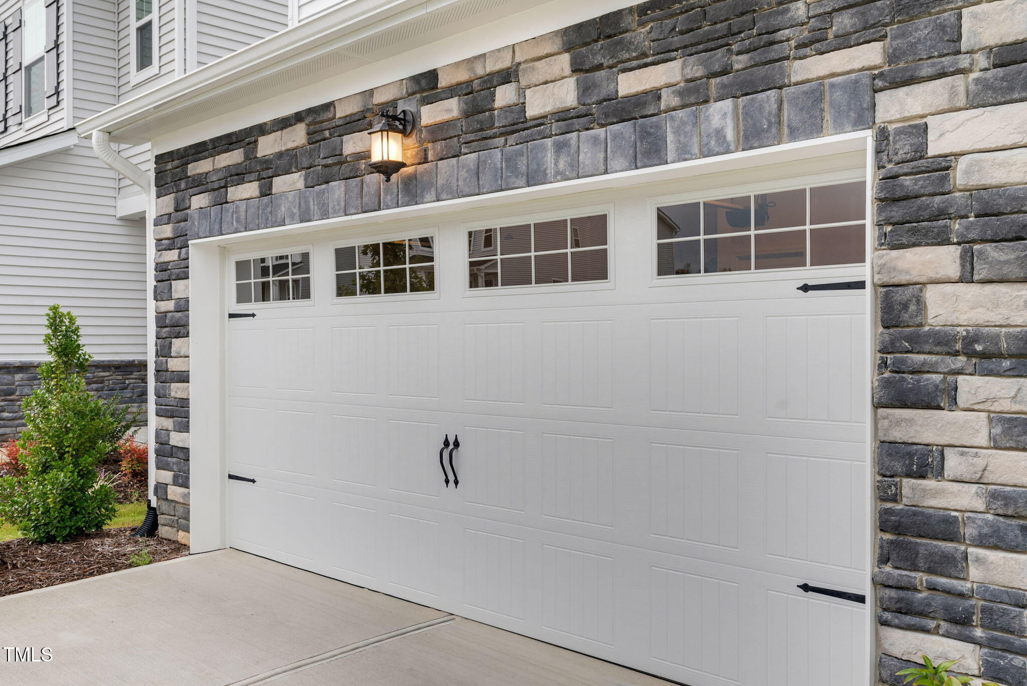 179 Sea Cave Lane
