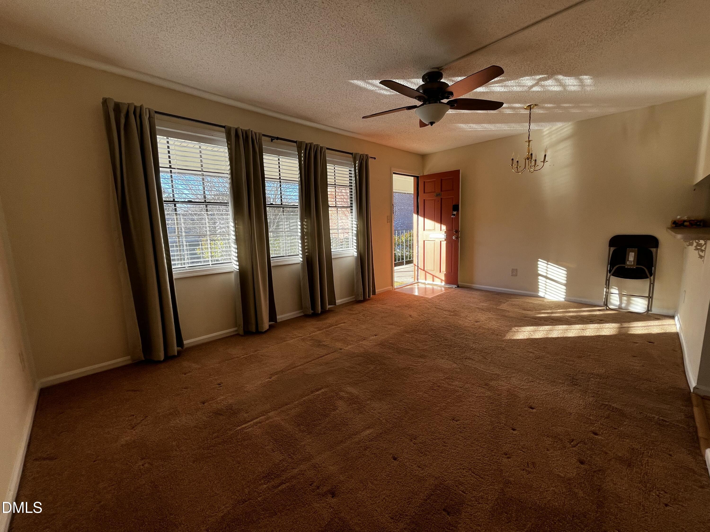 807 W Trinity Avenue Apt 205