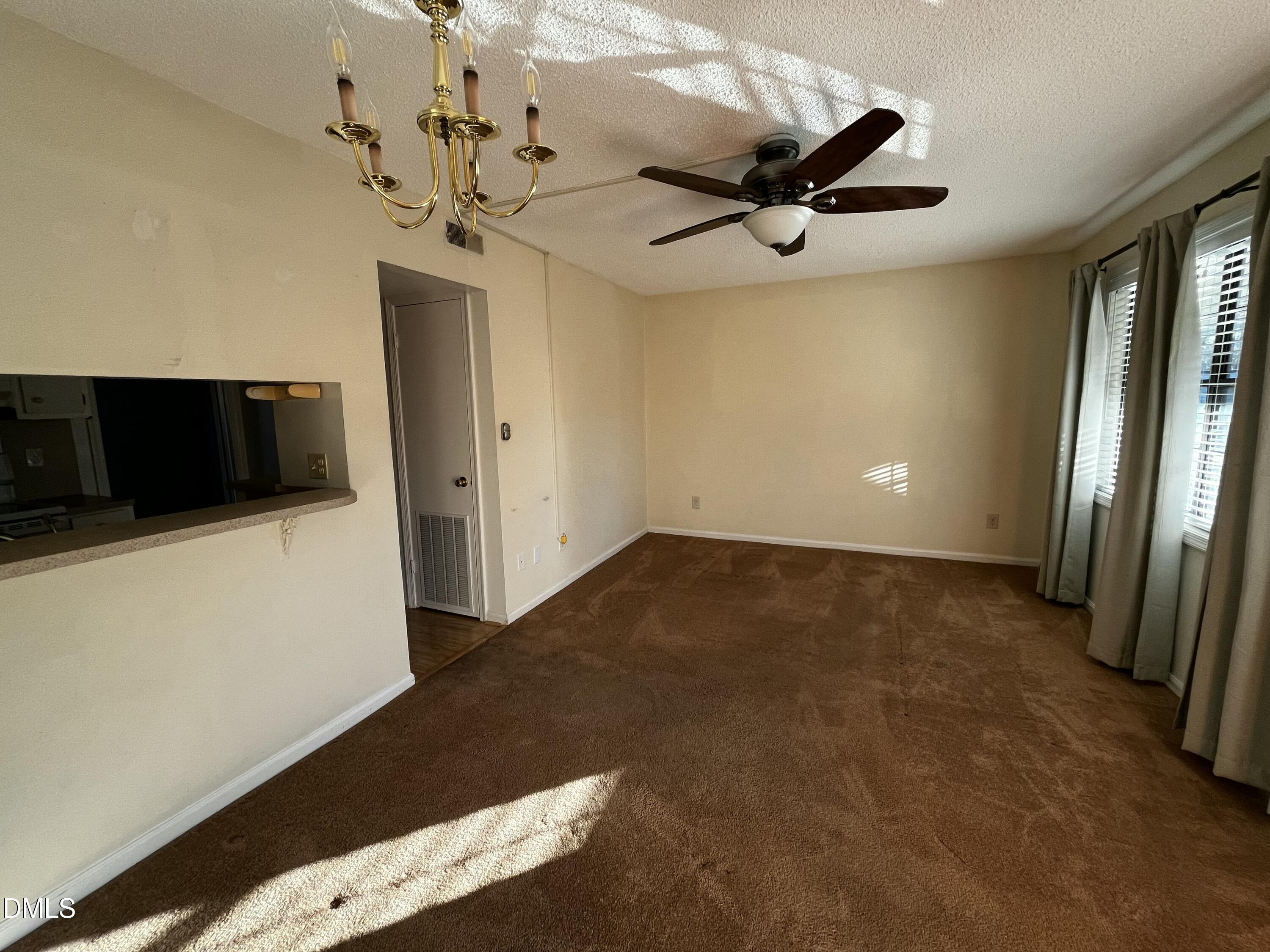 807 W Trinity Avenue Apt 205
