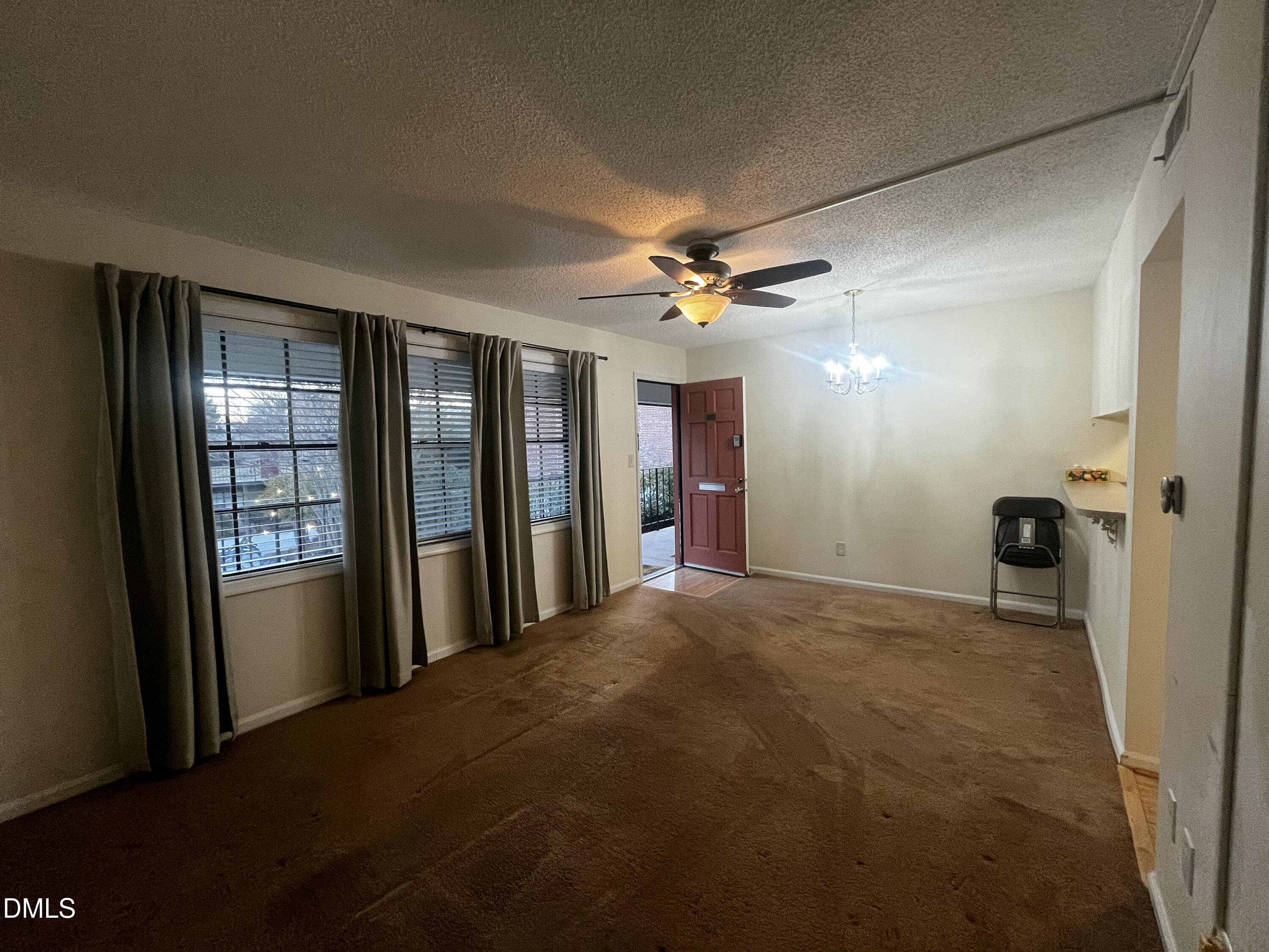 807 W Trinity Avenue Apt 205