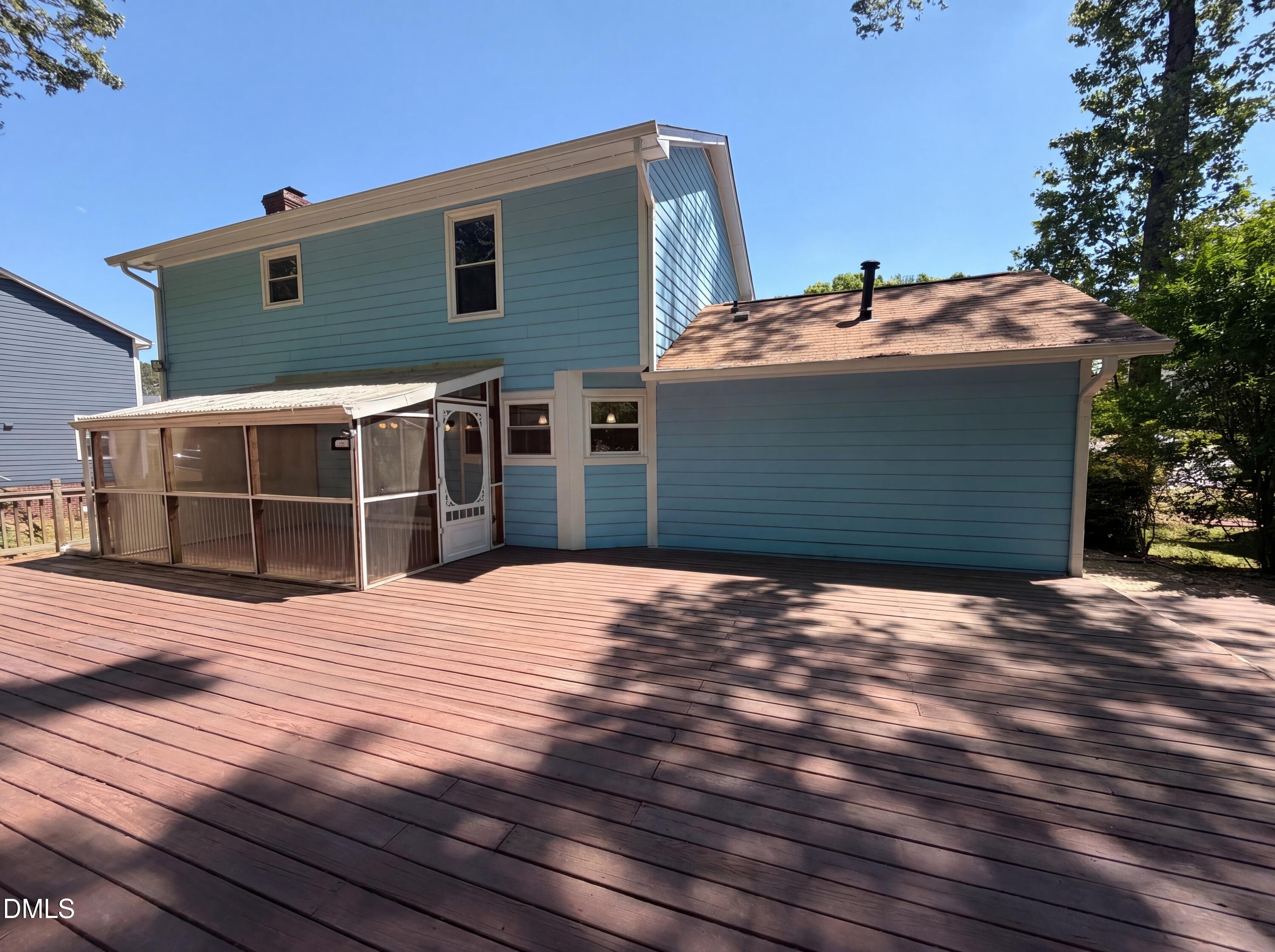 5401 Bentgrass Drive