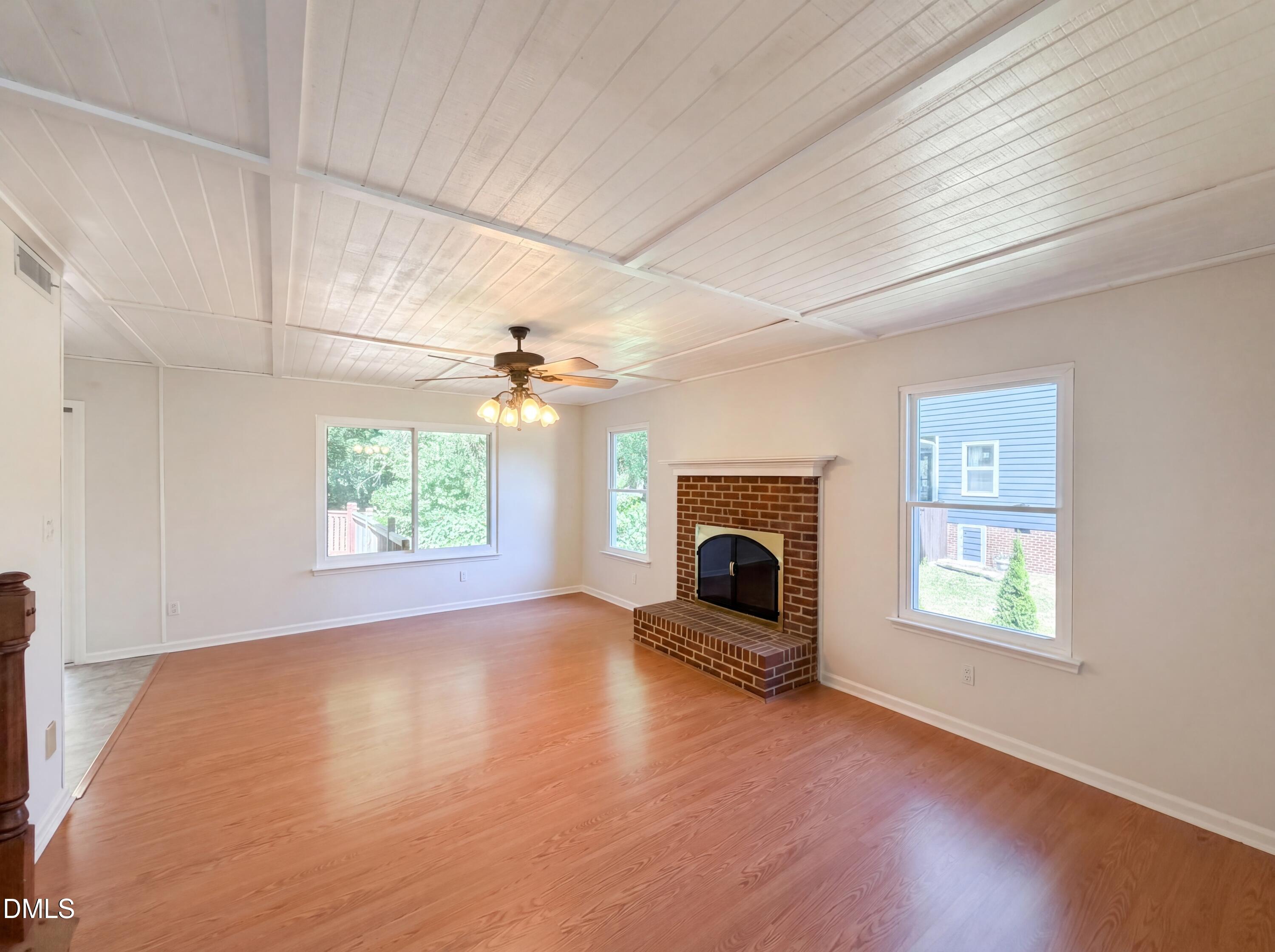 5401 Bentgrass Drive