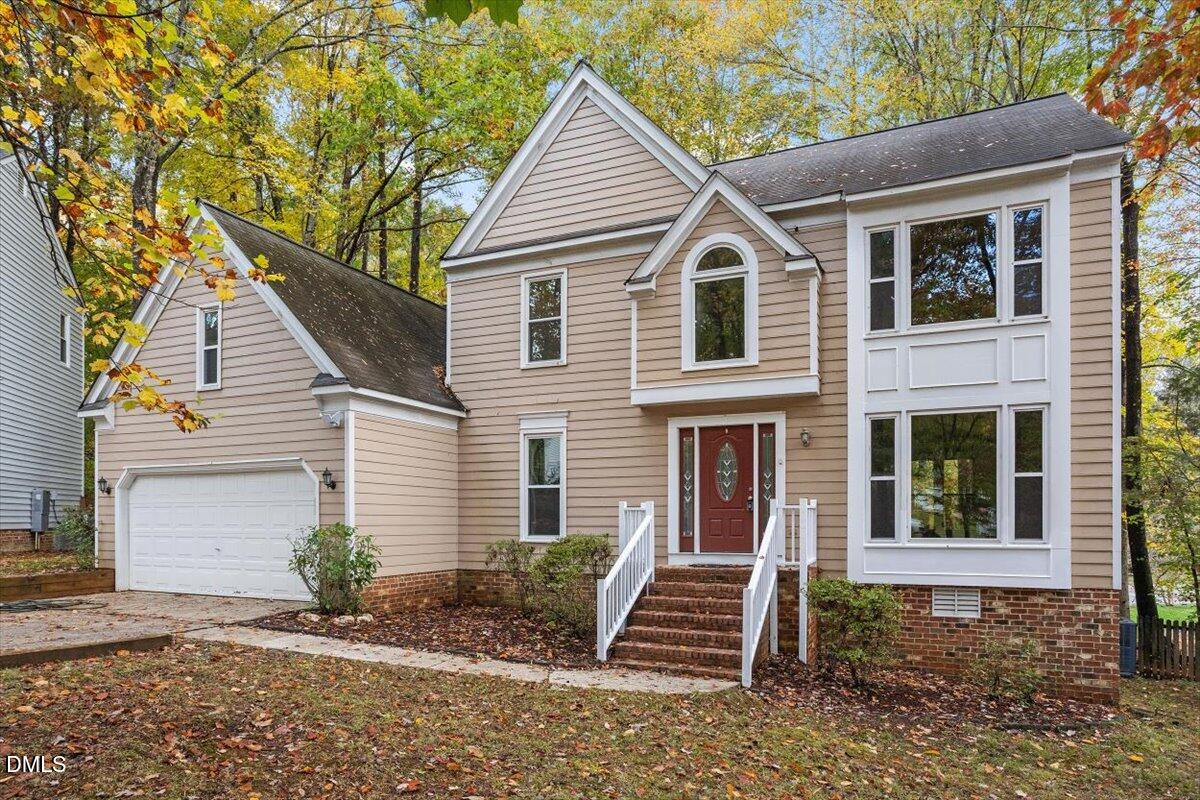 111 W Laurenbrook Court