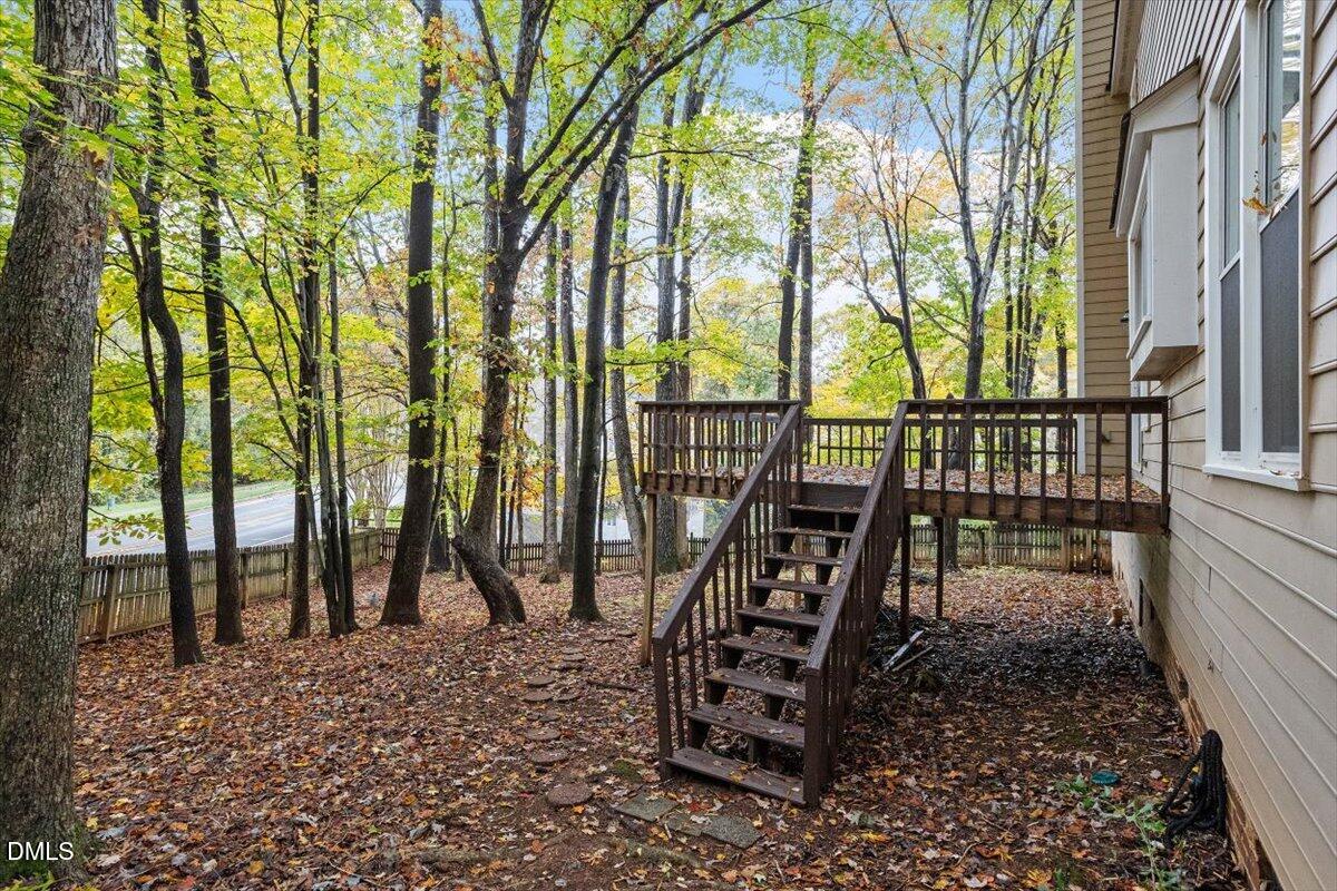 111 W Laurenbrook Court