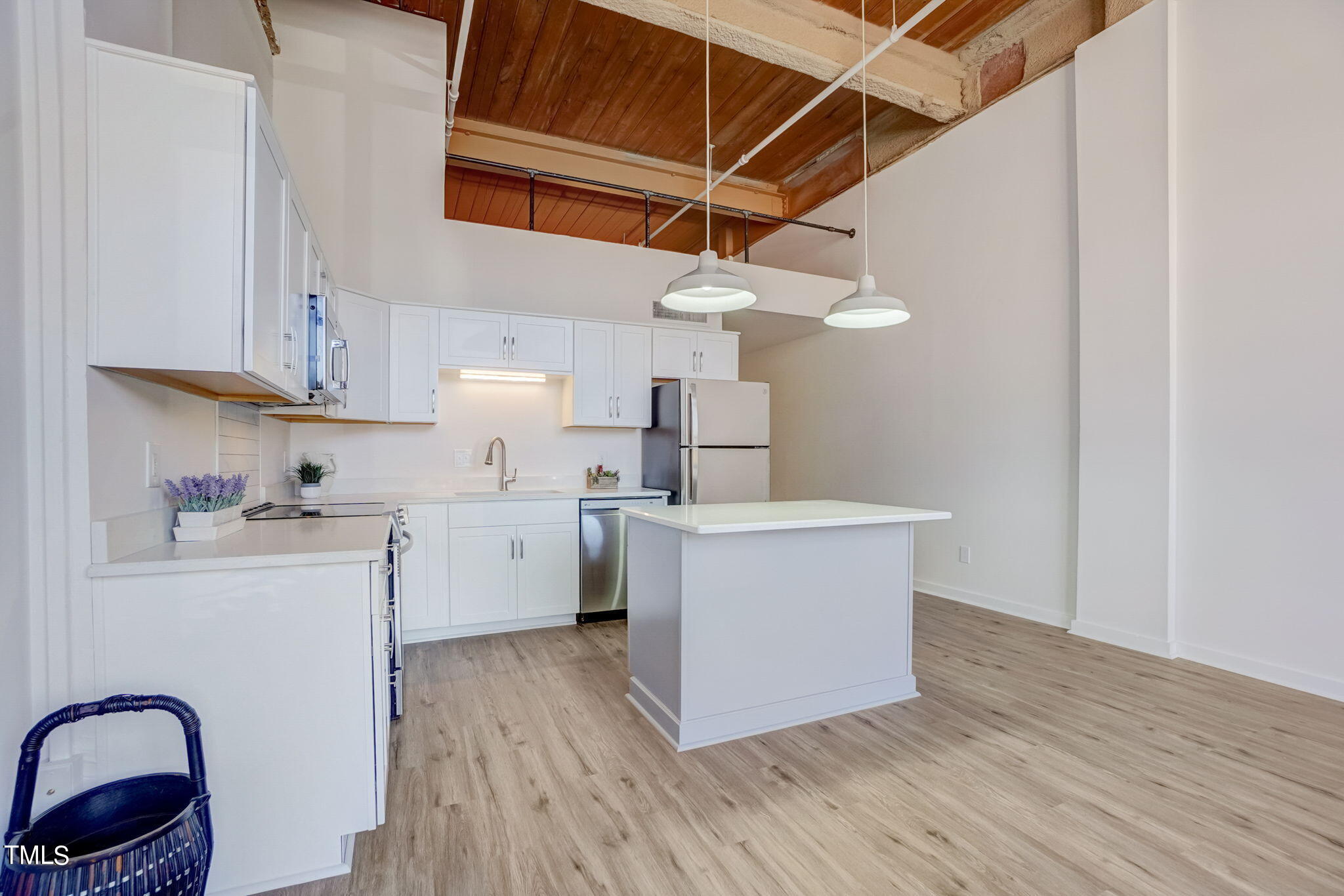 500 N Duke Street Apt 53-105