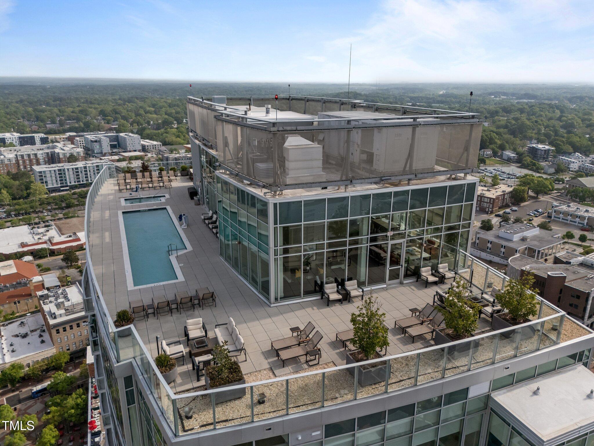 110 N Corcoran Street 2101