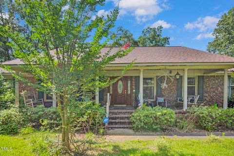 1315 Yaupon Drive Eastover NC 28312