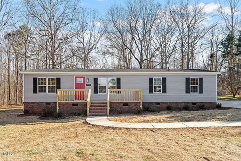 2950 Wildberry Court Mebane NC 27302