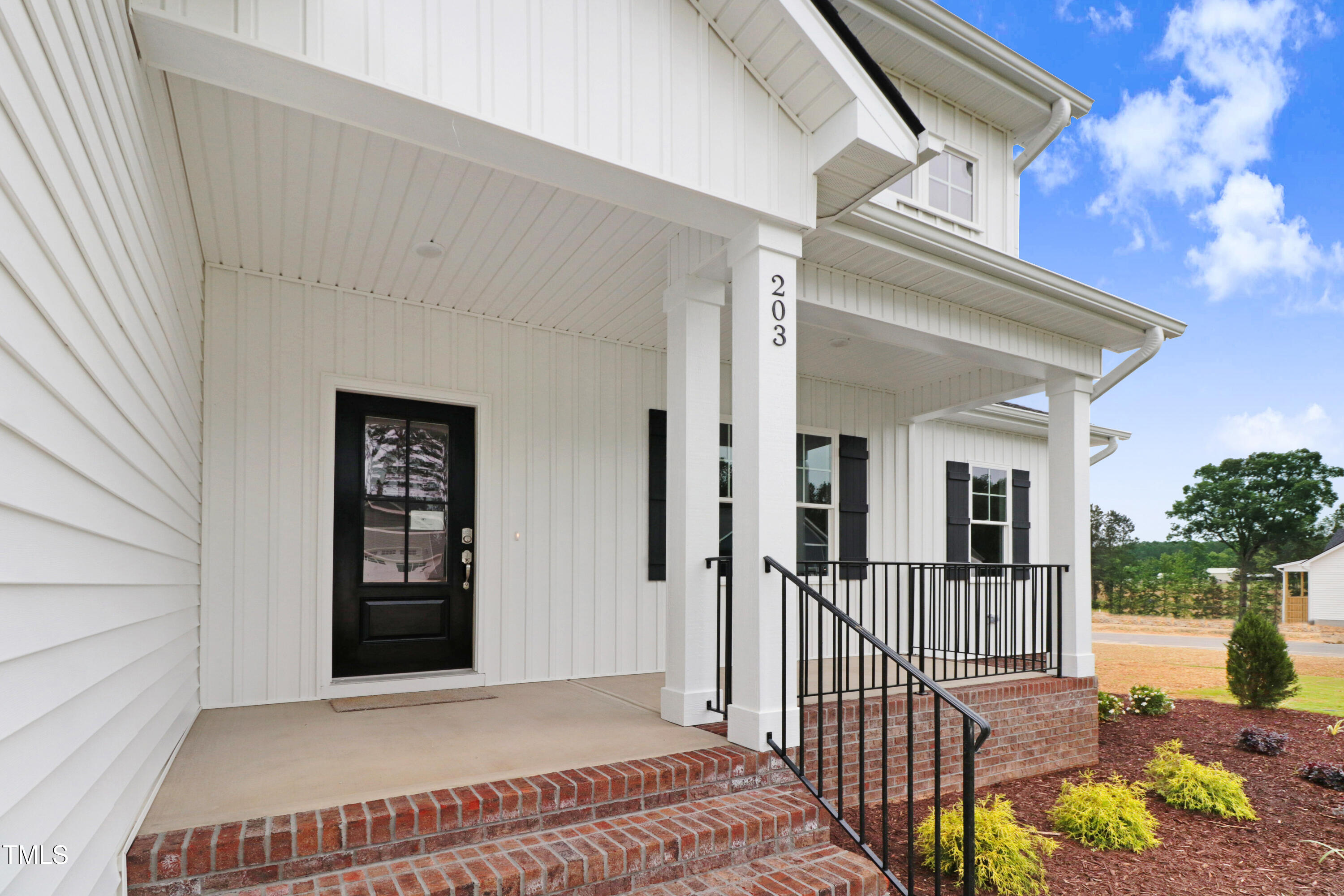 203 Sourgum Court