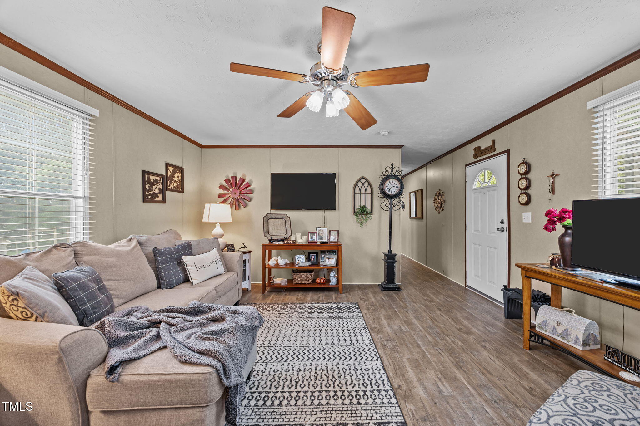 2986 Worth Lane