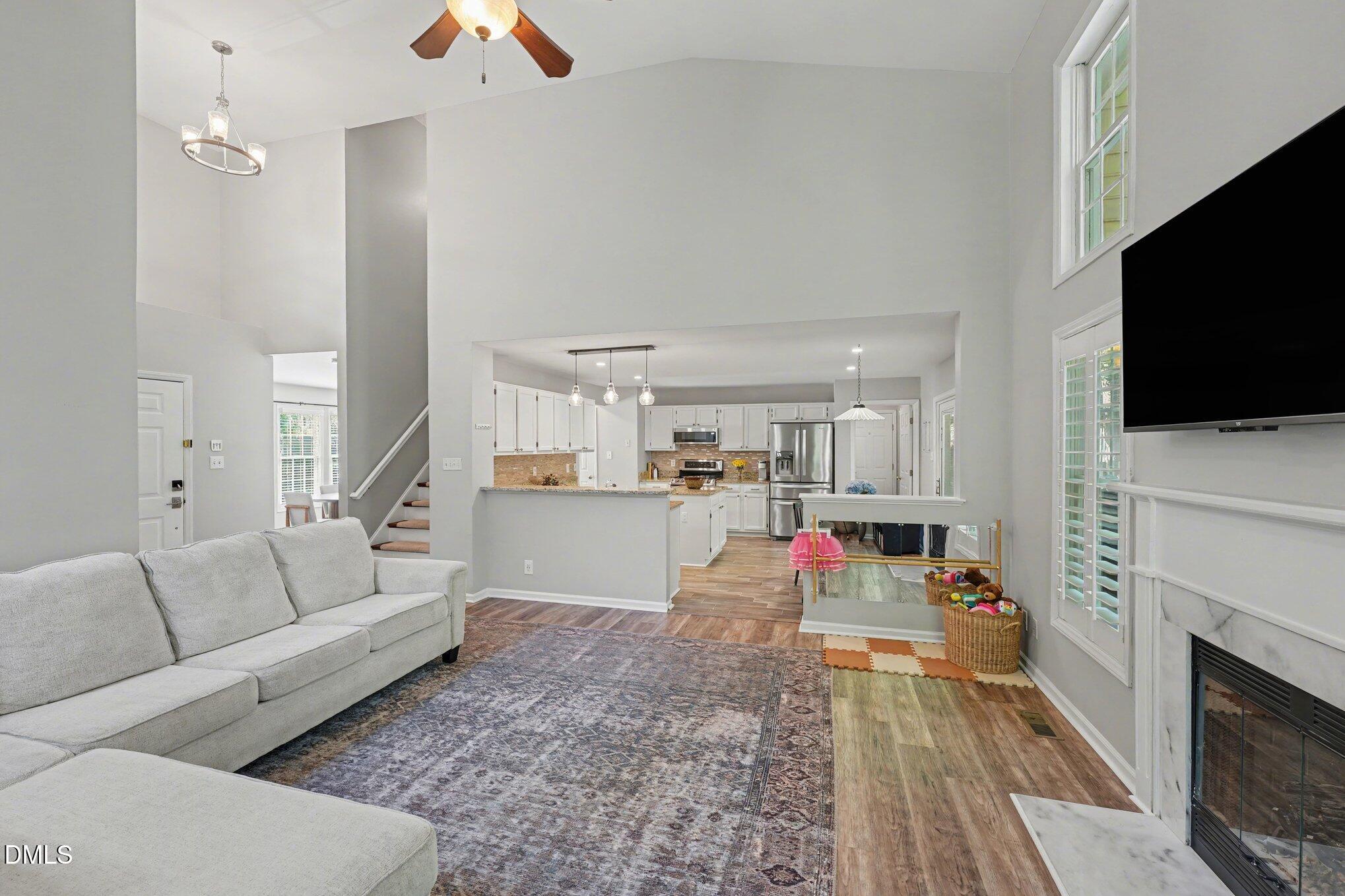 105 New Holland Place