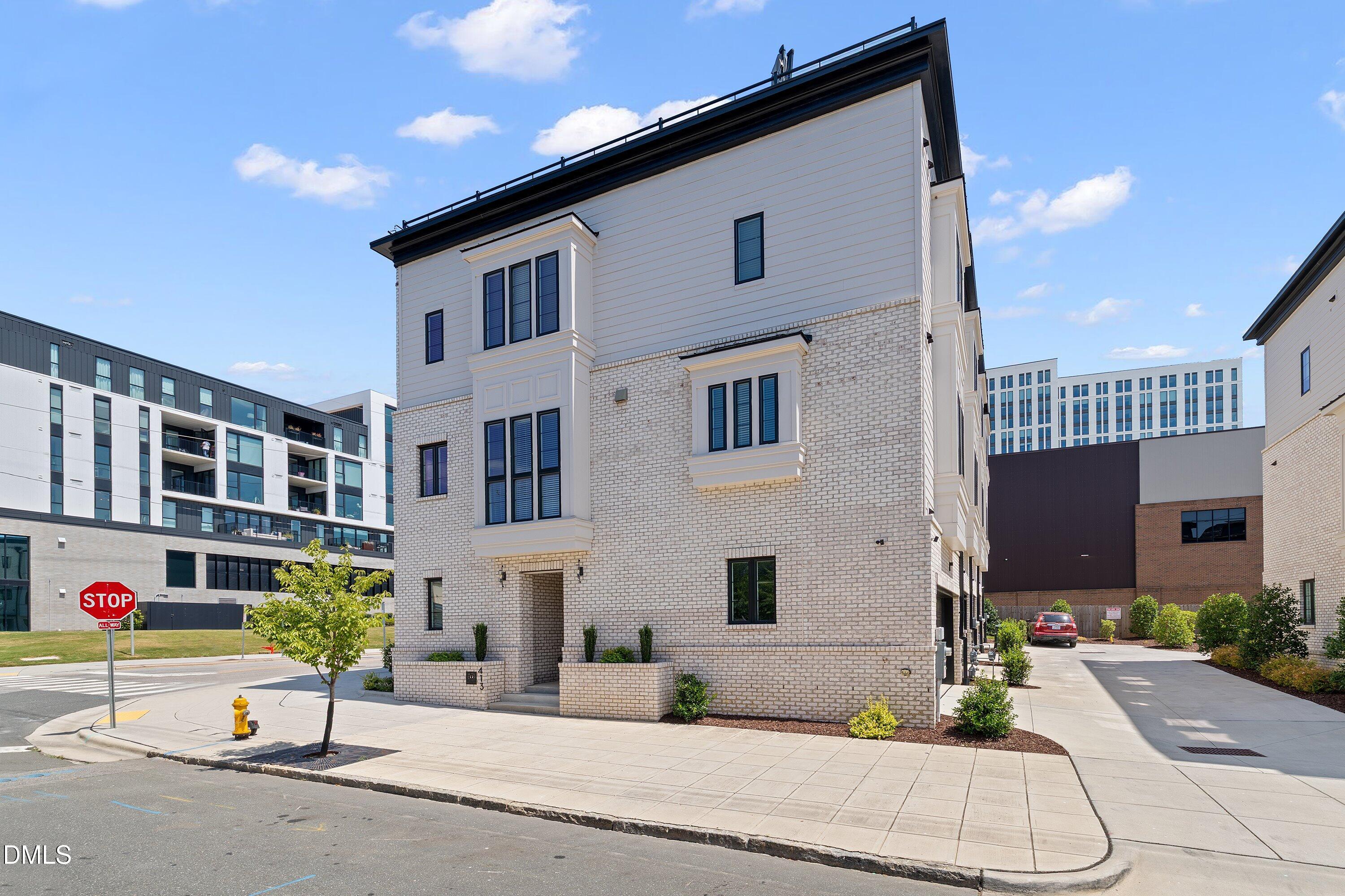 413 W Lenoir Street