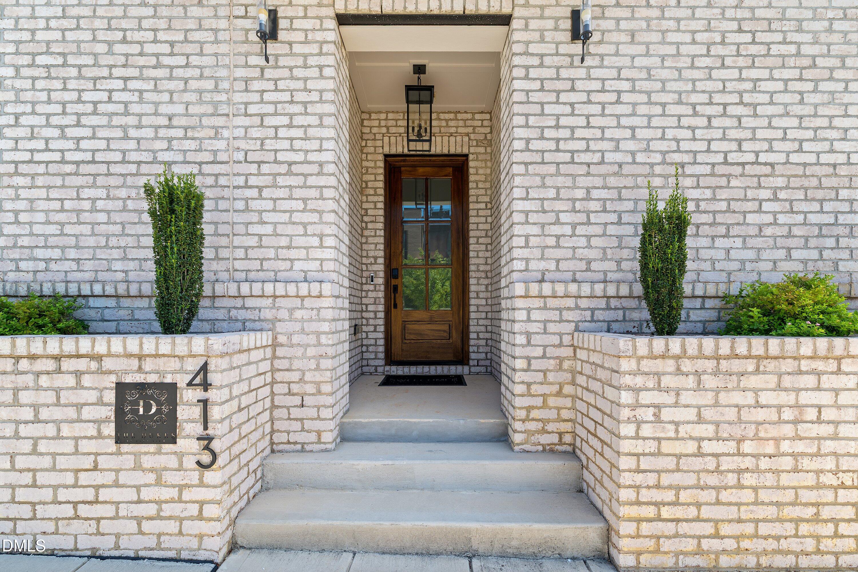 413 W Lenoir Street