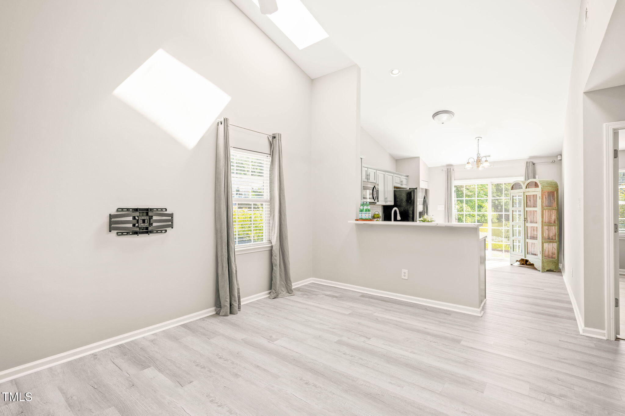 1375 Quail Circle