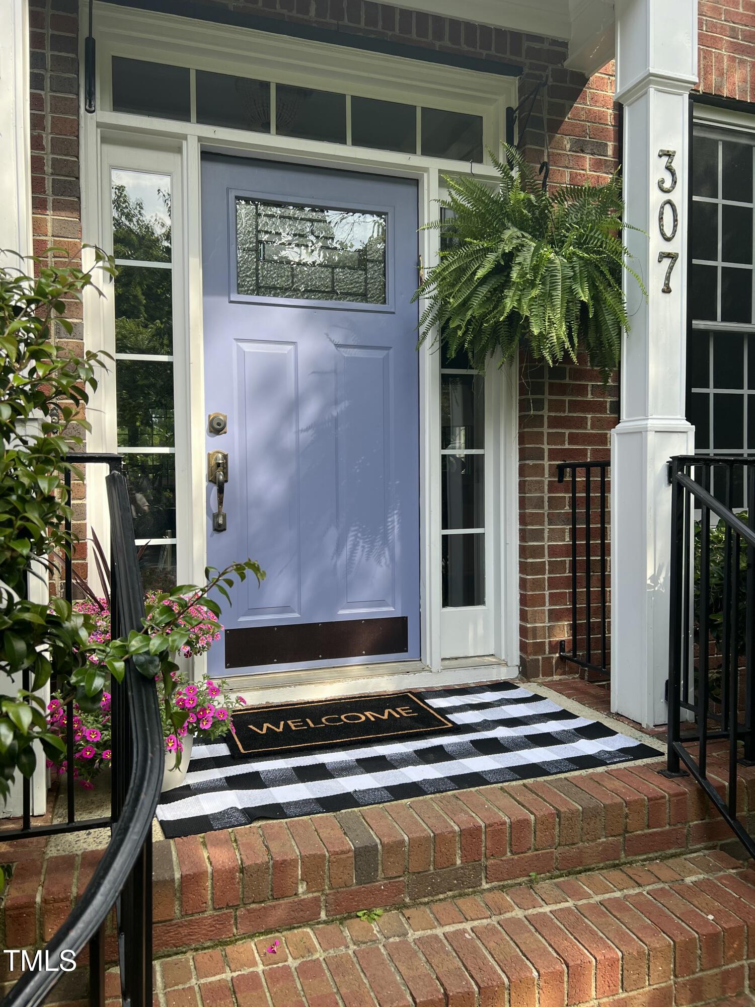 307 Kellyridge Drive