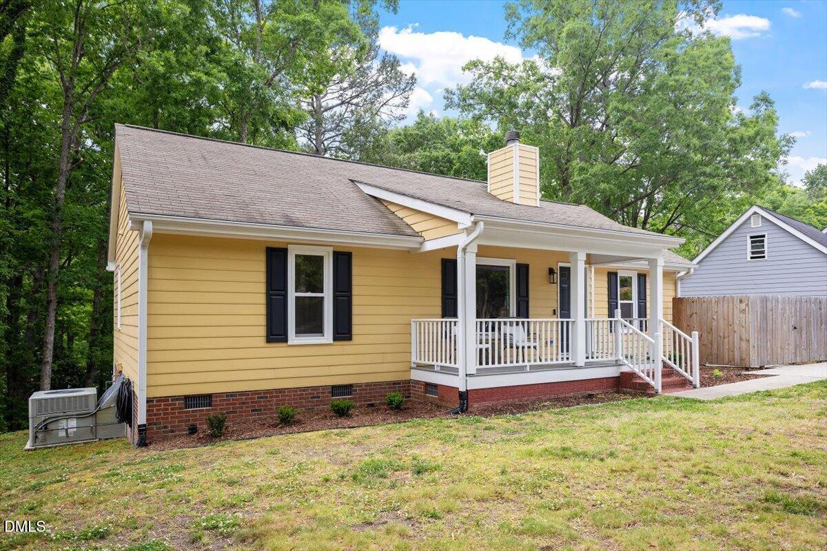 214 Evesham Court