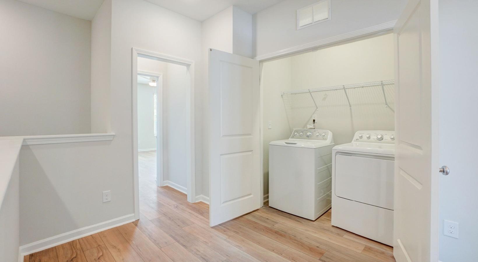 Raleigh, North Carolina 27603, United States, 3 Bedrooms Bedrooms, ,3 BathroomsBathrooms,Residential,Active,61402