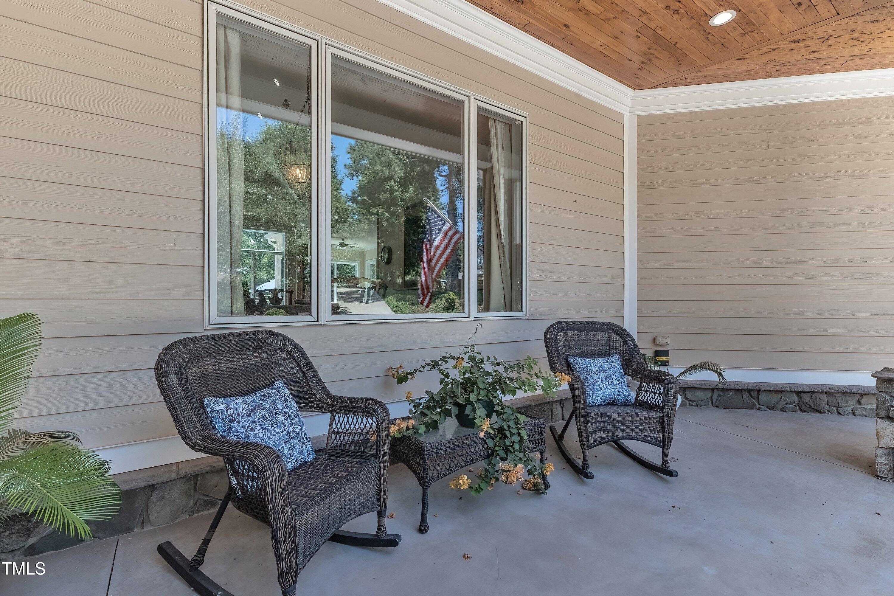 1004 Tobiano Lane