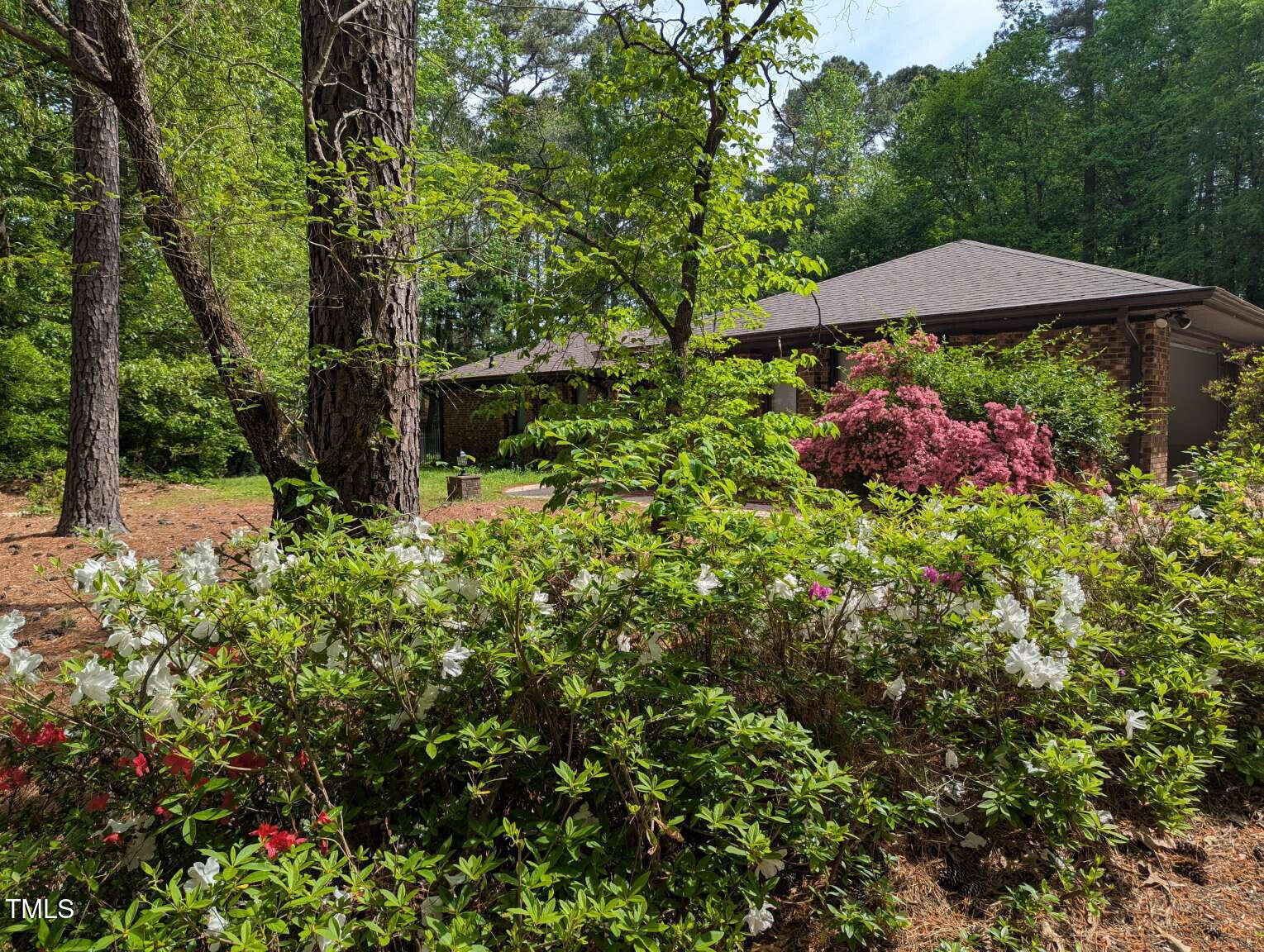 2100 Possum Trot Road