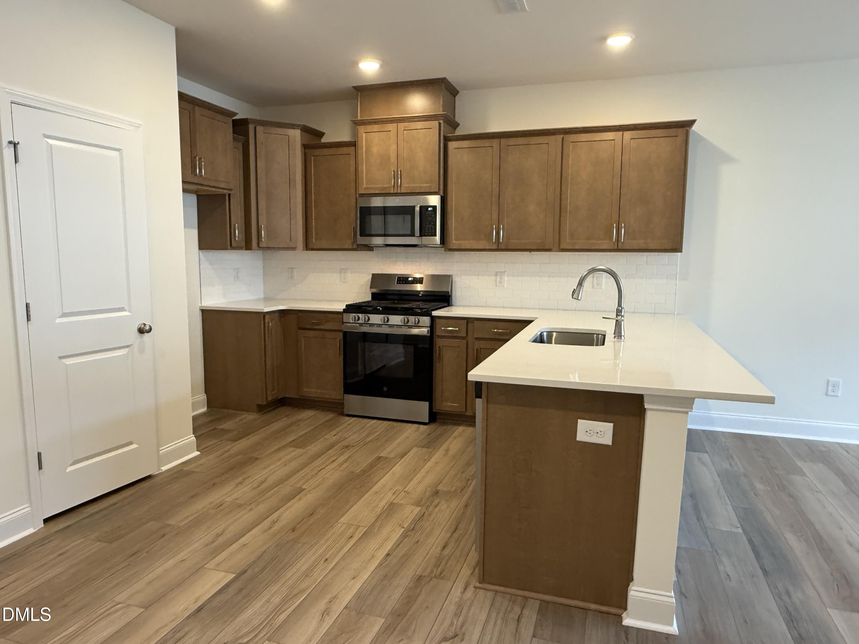 346 Church Street 50