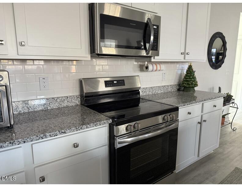 5909 Crossview Drive