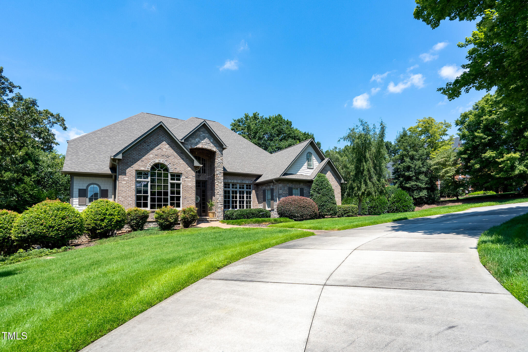 123 Stonebridge Drive Drive