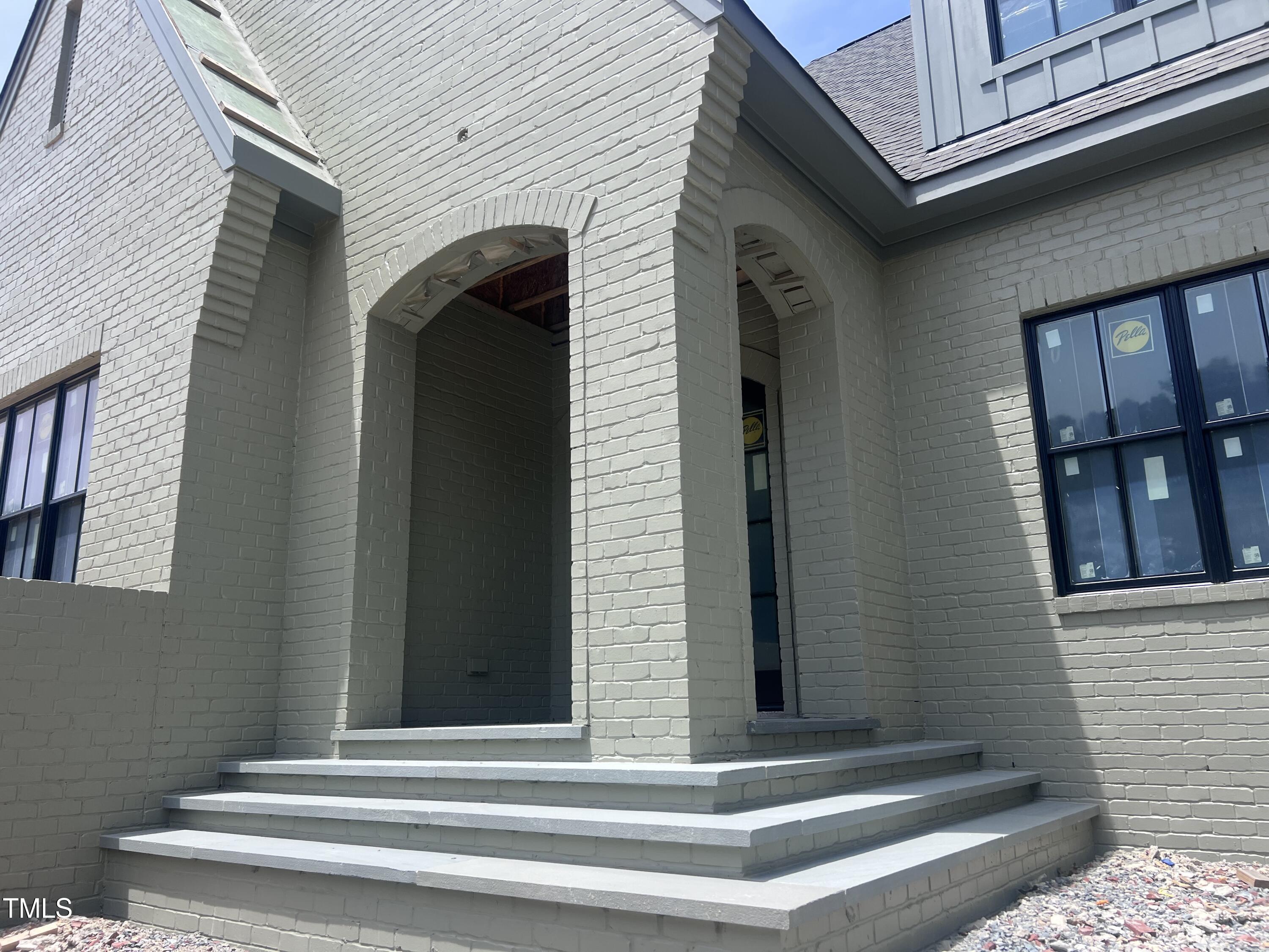 274 Westhampton Drive