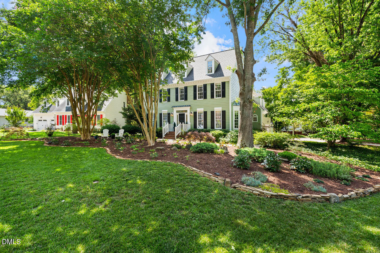 107 Meadowglades Lane