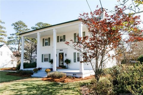 A home in Bladenboro