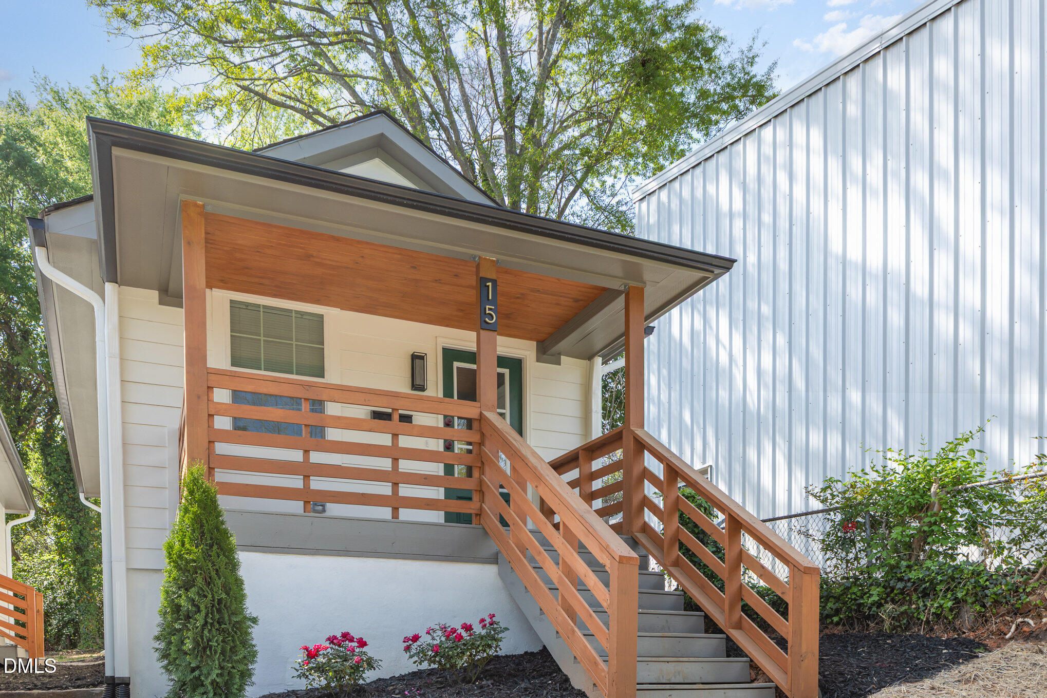 15 Saint Augustine Avenue