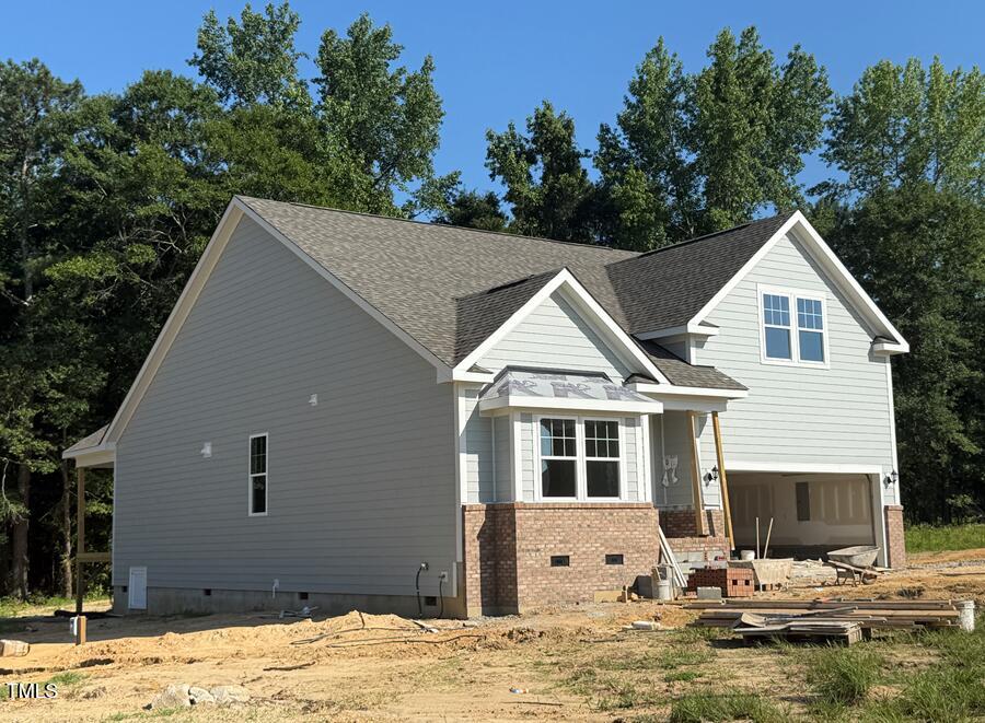 214 Alden Way