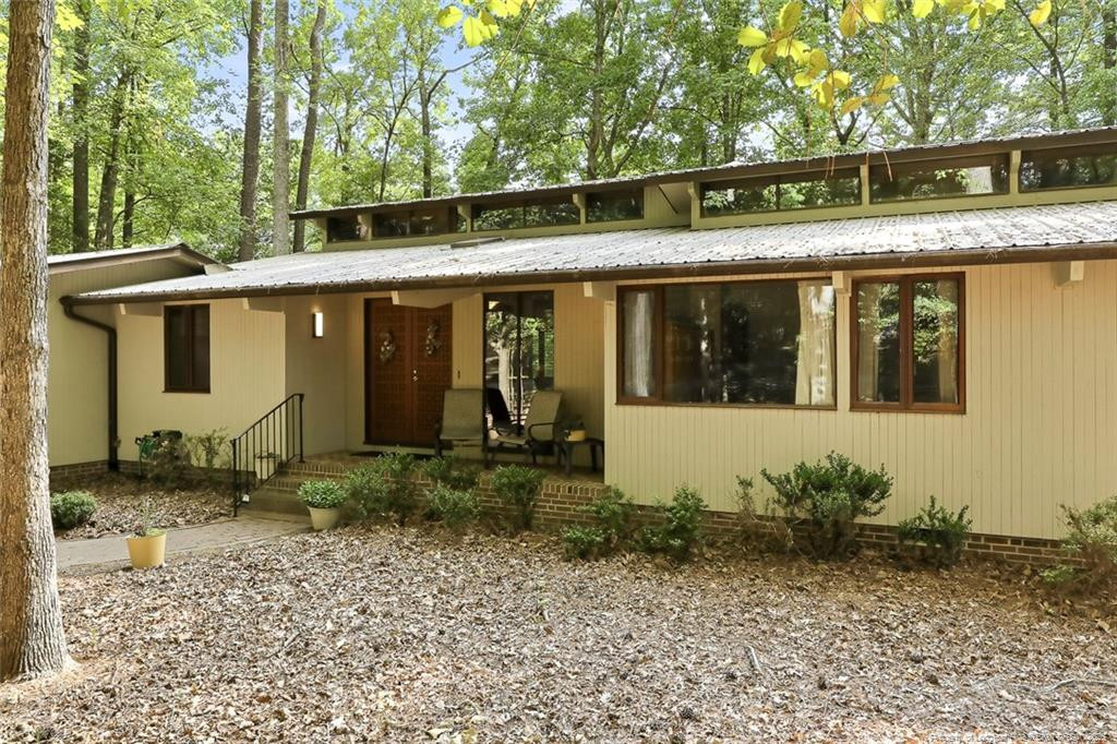 562 Chelsea Drive