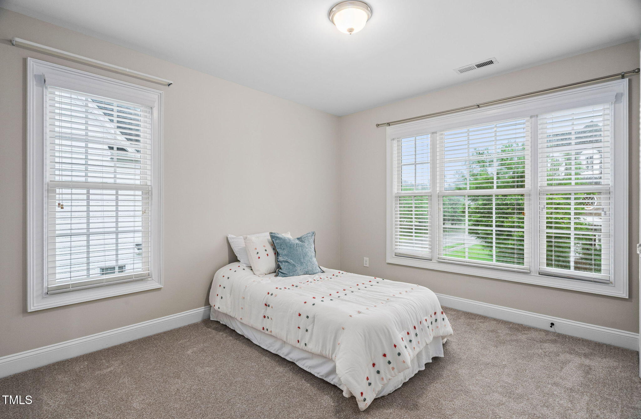 Morrisville, North Carolina 27560, United States, 4 Bedrooms Bedrooms, ,4 BathroomsBathrooms,Residential,Active,130434