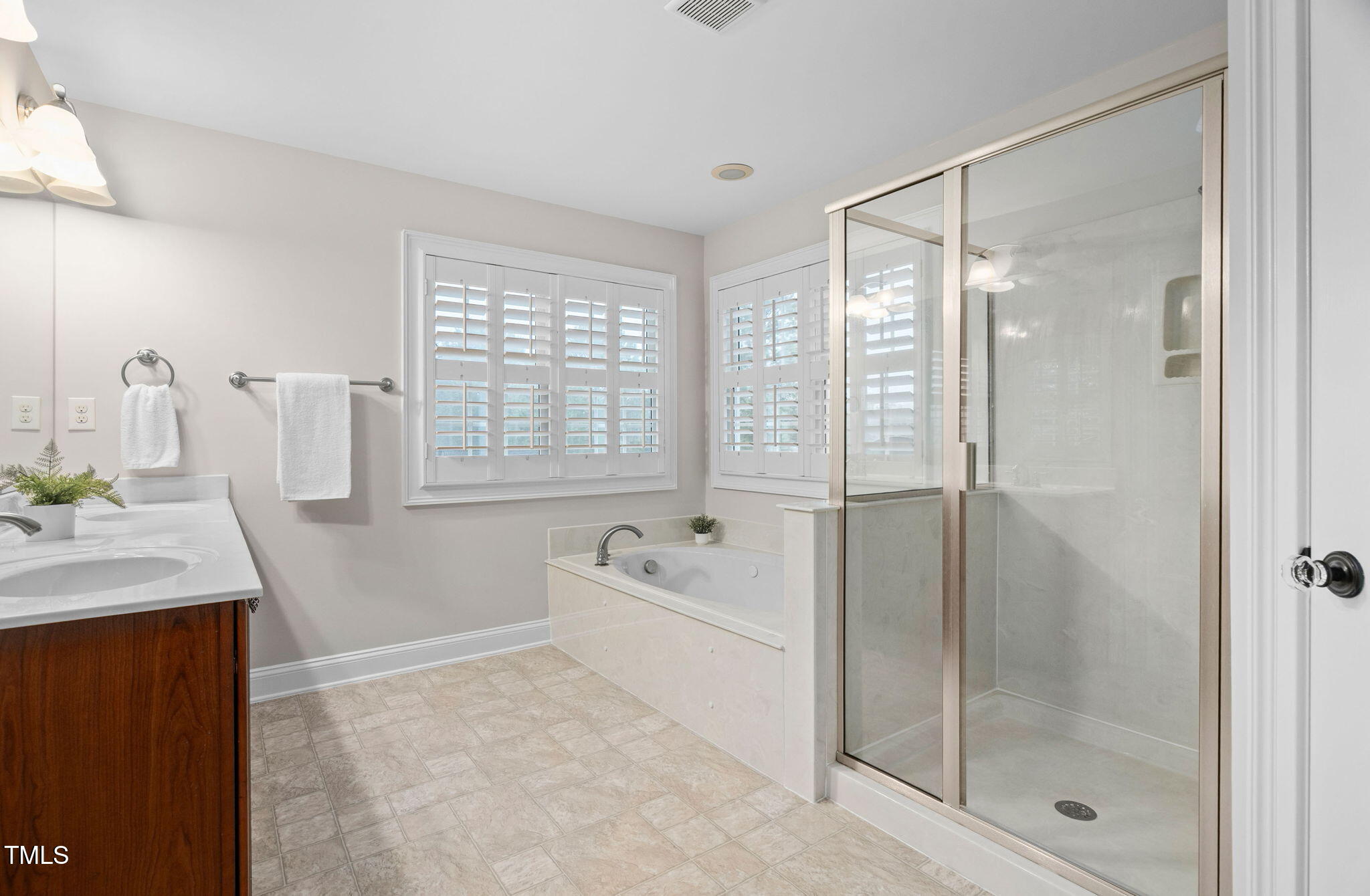 Morrisville, North Carolina 27560, United States, 4 Bedrooms Bedrooms, ,4 BathroomsBathrooms,Residential,Active,130434