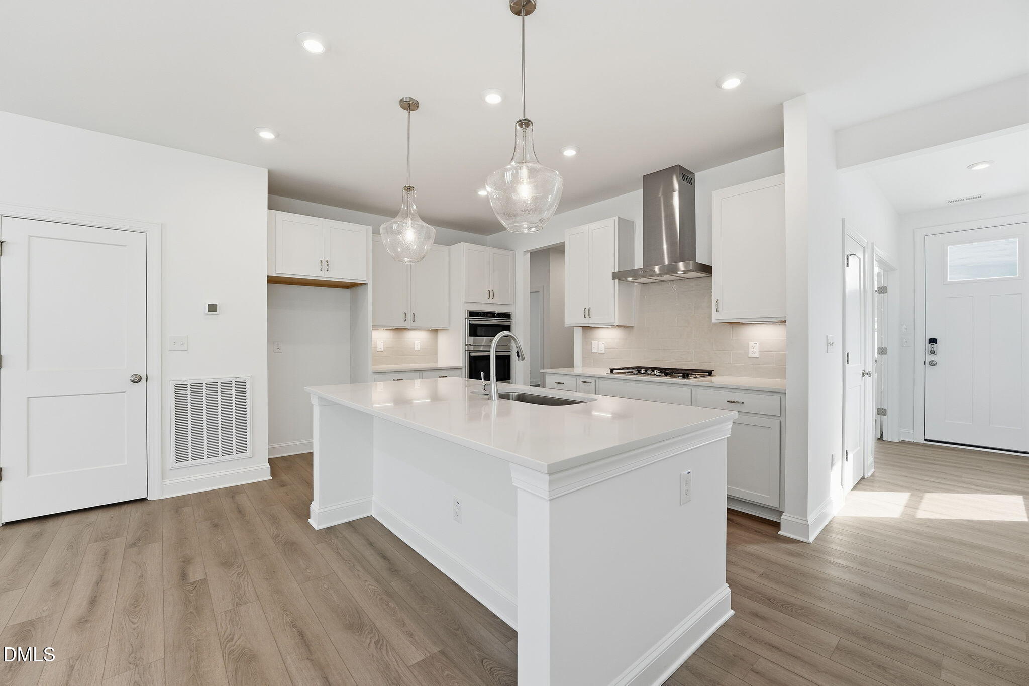 510 Maumelle Way 206