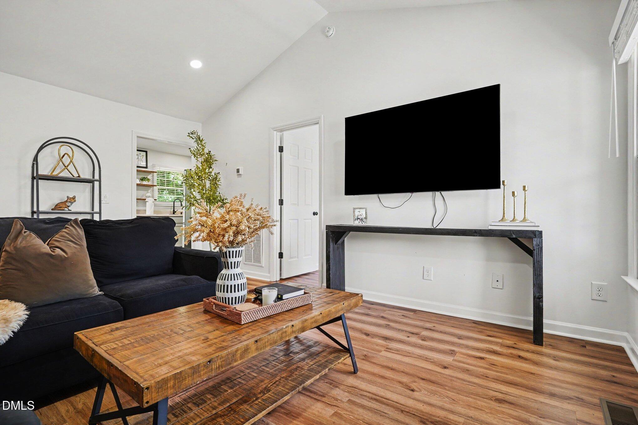 1112 Holly Pointe Drive