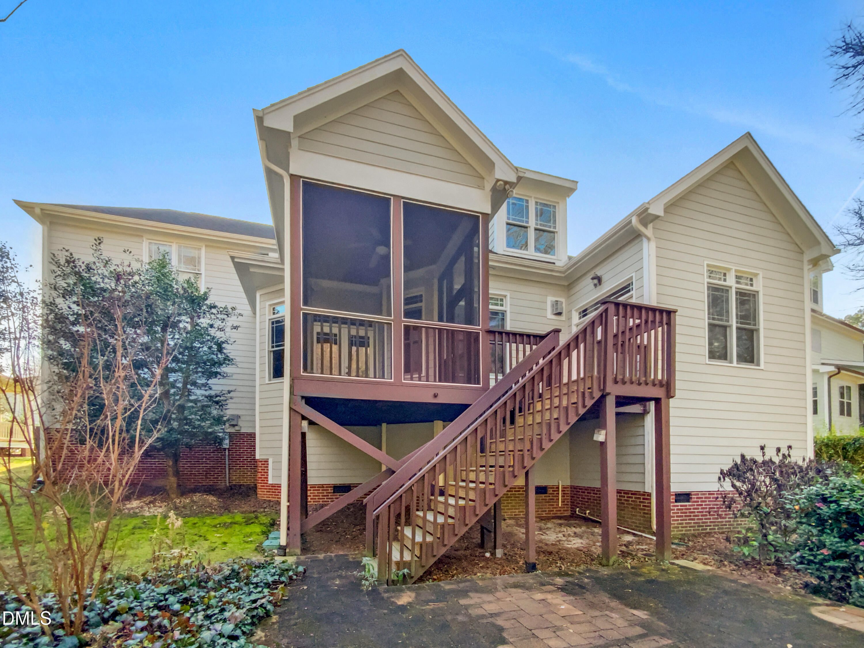 521 Lake Gaston Drive