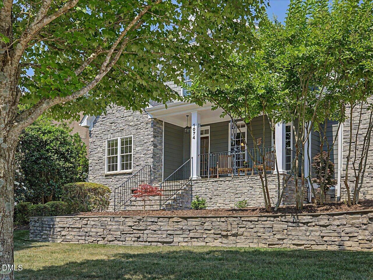 1074 Golfers View