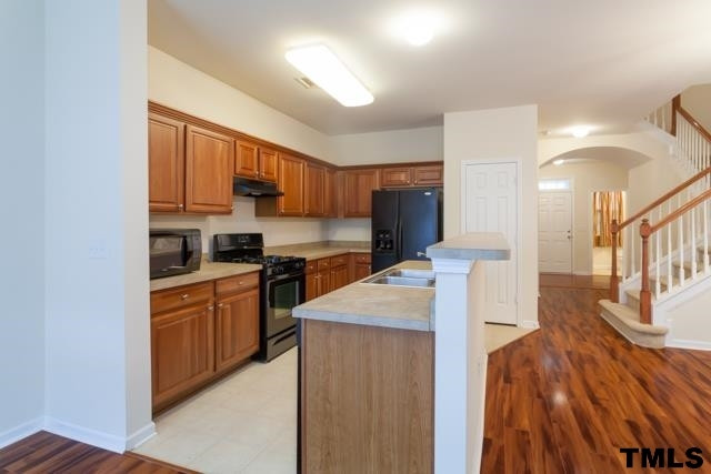 230 Lone Star Way