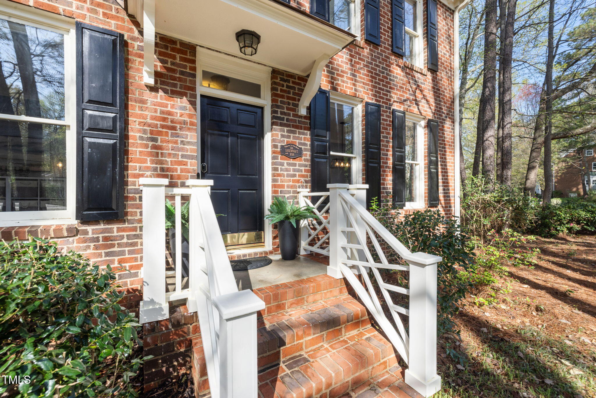 100 Lochberry Lane