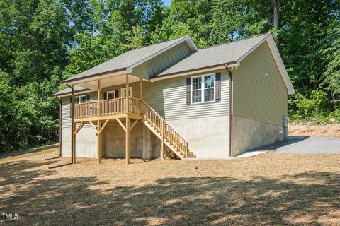 5576 Foothills Court Snow Camp NC 27349